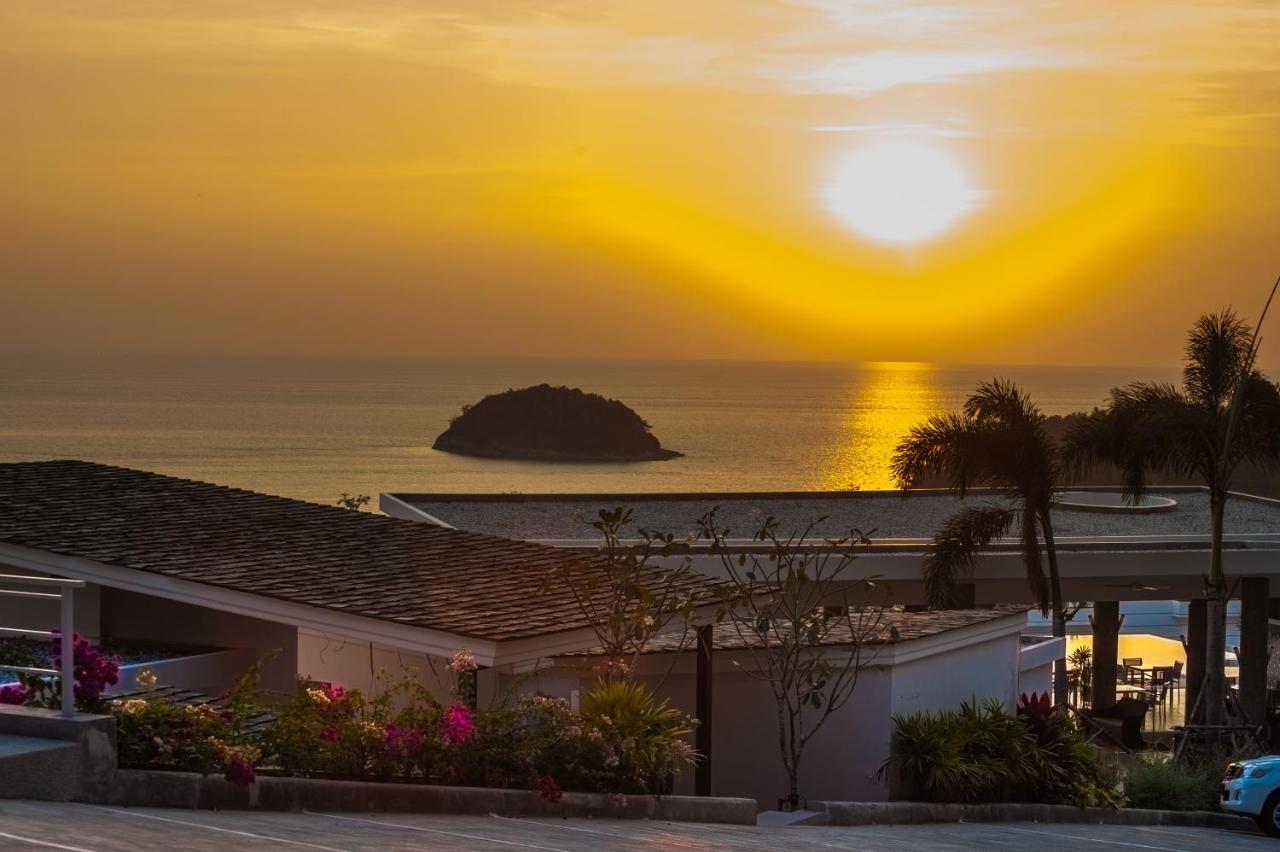 The View Phuket By Resava Aparthotel Ката Бийч Екстериор снимка
